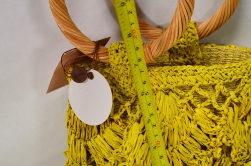 NEU Aranaz Panuela Mini gehäkelte Raffia Eimertasche in gelb - Bild 7 von 8