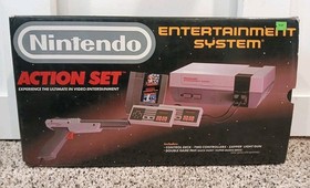 Juego de acci&oacute;n NES sistema de entretenimiento Nintendo caja vac&iacute;a y papeles (sin espuma de poliestireno)