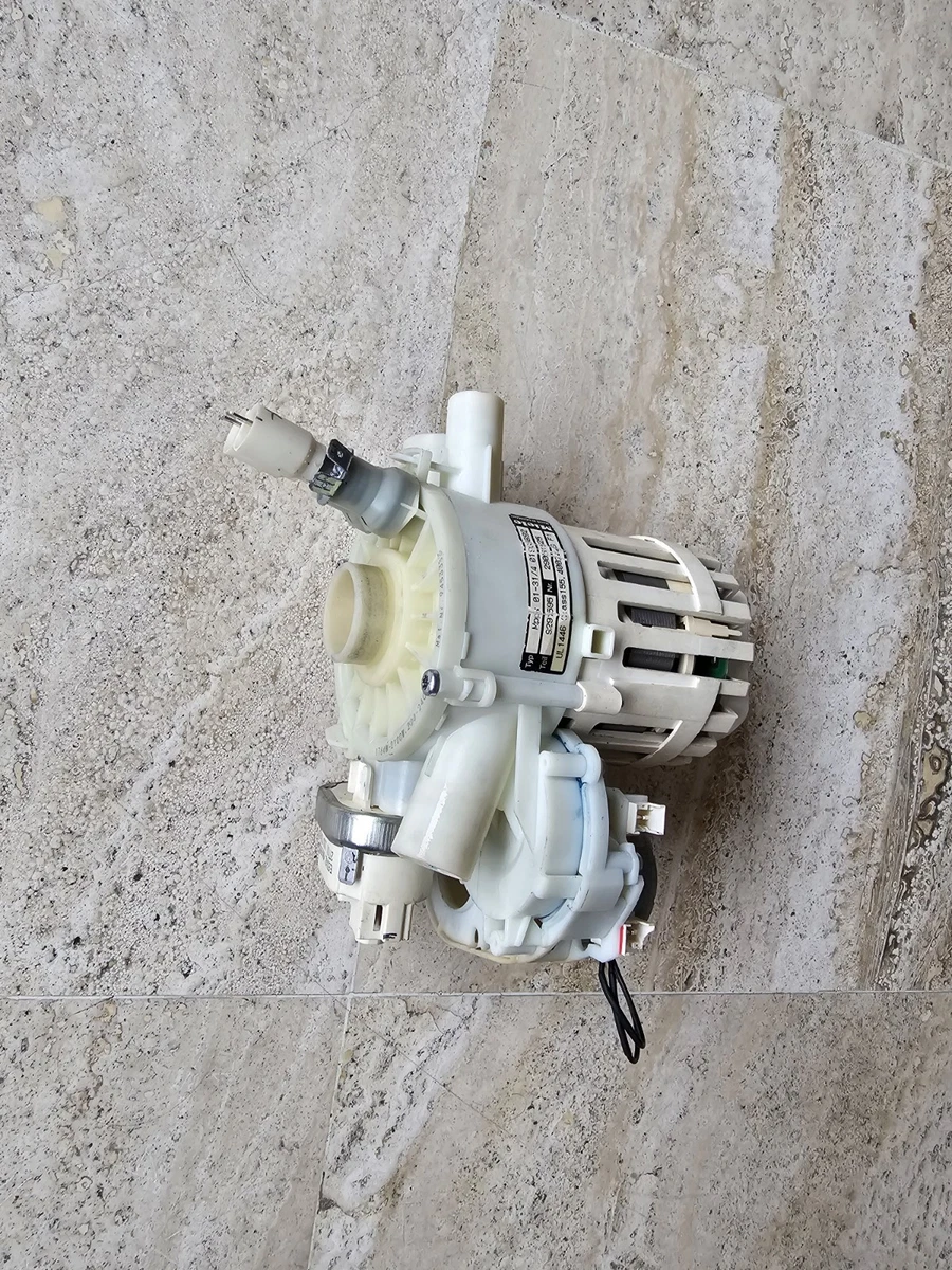 Pompe de cyclage Lave-Vaisselle Miele G4210 (Mat 09430200) - Bricolage