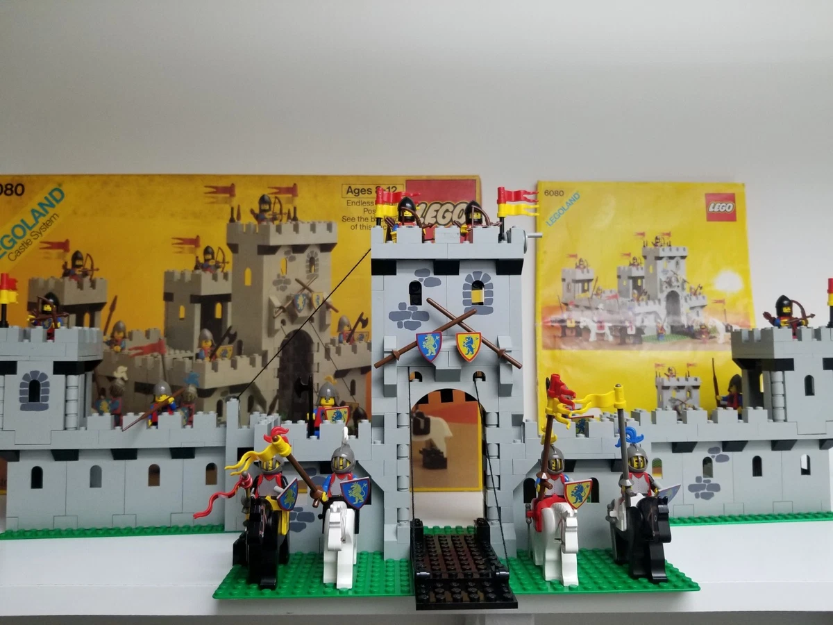 Vintage LEGO Set 6080 King's Castle, 100% Complete w/ Box and Instructions