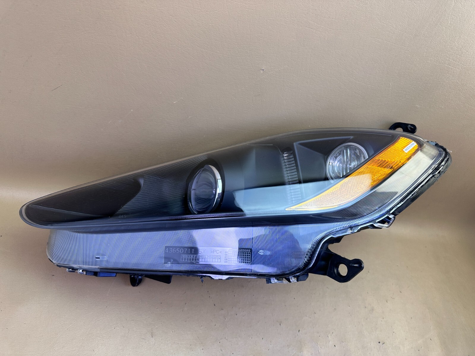 MINT! 2008-2012 MASERATI GRANTURISMO M145 LEFT HEADLIGHT HID XENON BLACK OEM