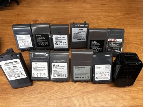 Enorme lotto di lavori a batteria per Dyson, Ryobi, Milwaukee agli ioni di litio - Foto 6 di 6