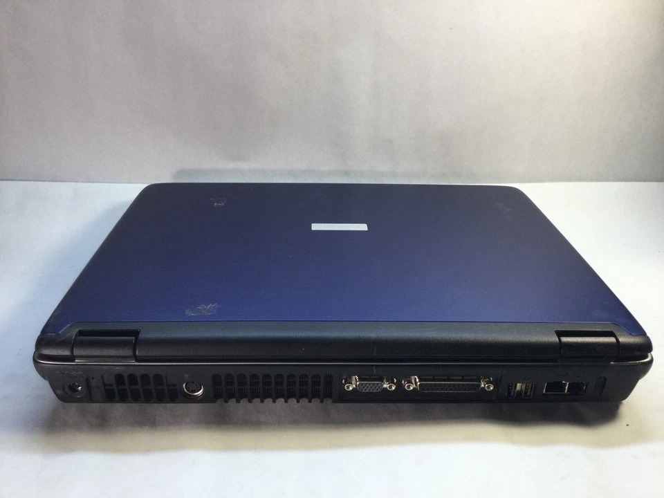 Toshiba Satellite A75-S206 15" Laptop Intel Pentium 4 -BOOTS TO BIOS -MZ - Image 4 of 4