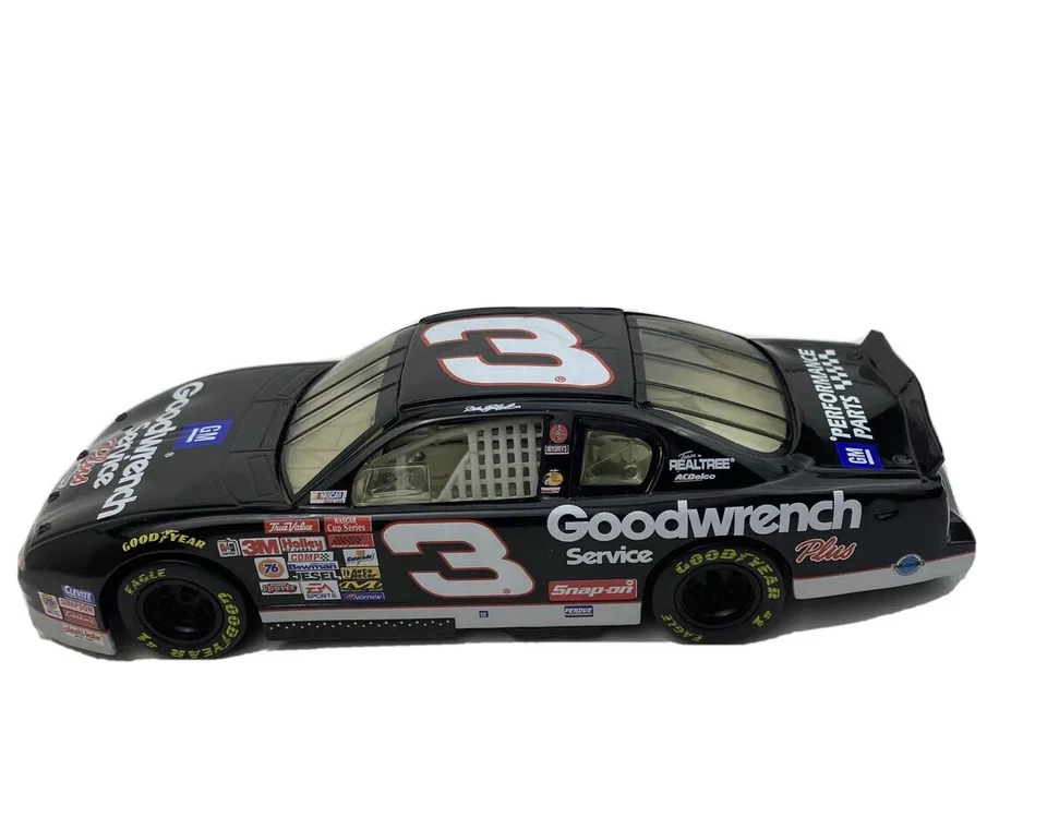 Action 1:18 Stock Car-2001 Monte Carlo-Dale Earnhardt #3 Race Car - Image 3 of 4
