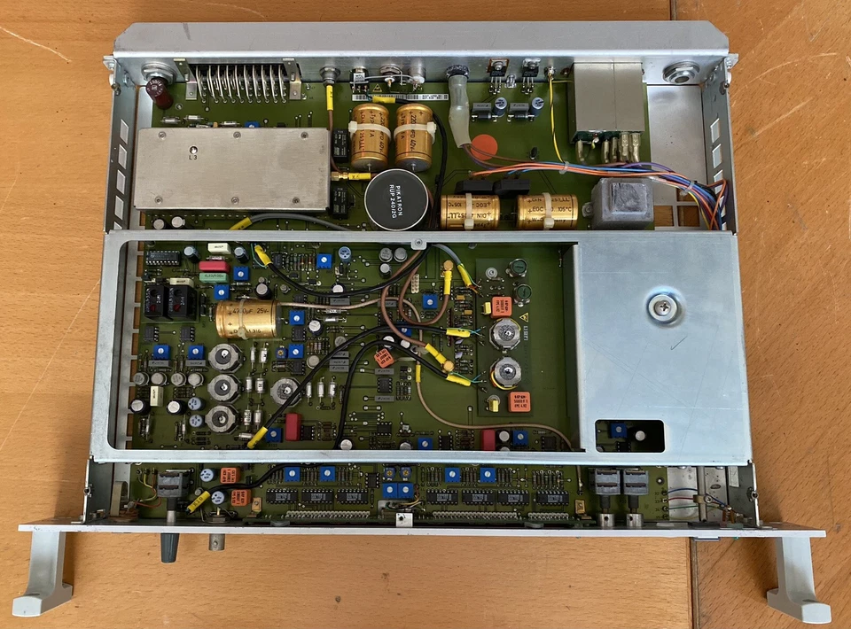 rohde & Schwarz  Monitoring demodulator FKDL - Immagine 2 di 4