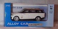 Range Rover SV 2022 White gold roof 1-43 New in box diecast model