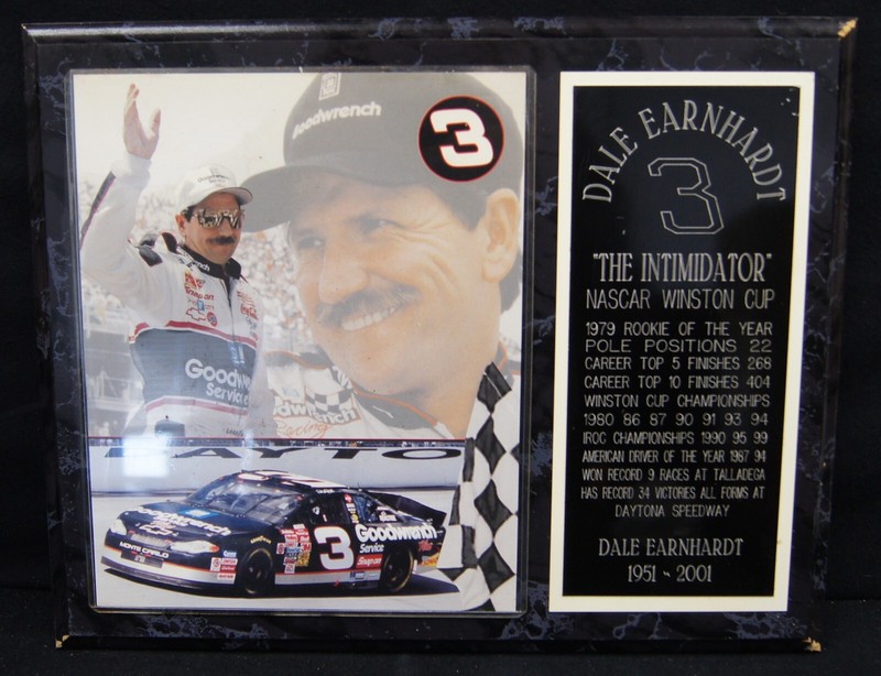 DALE EARNHARDT #3 THE INTIMIDATOR 1951-2001 15x12 Photo Wall Plaque