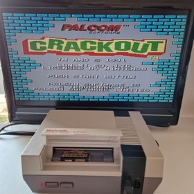 Crackout | Nintendo NES [Arcade | 1 - 2 Players]