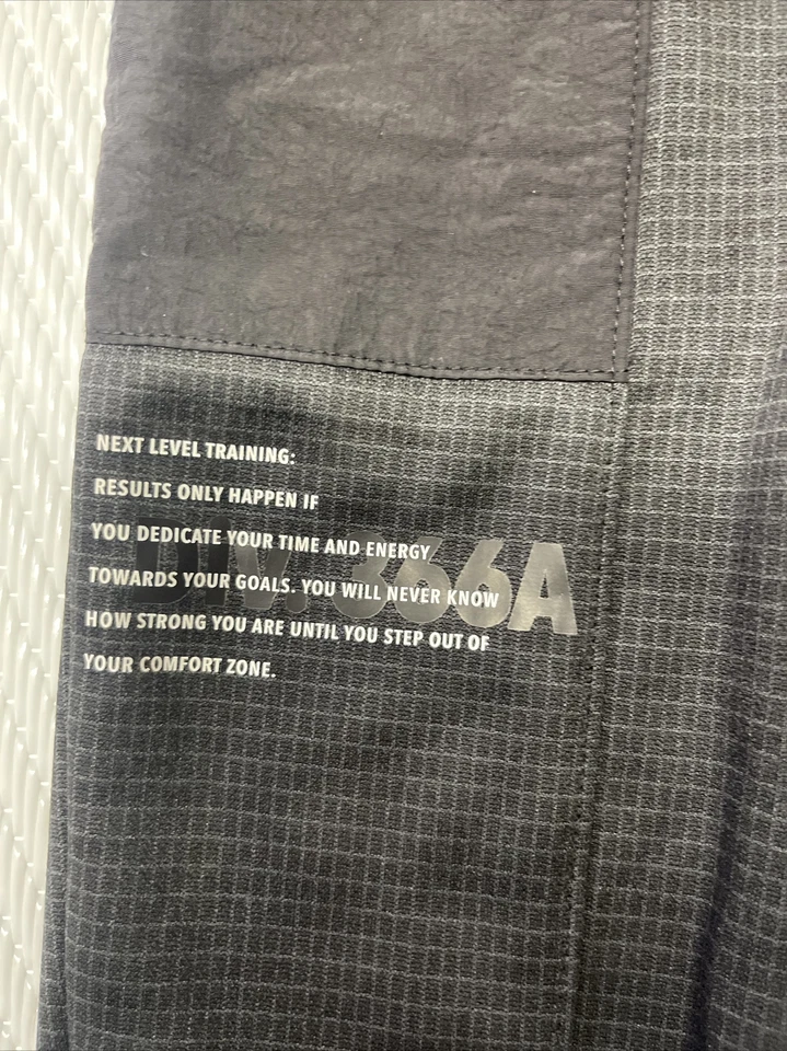 PANTALÓN ATLETIC WORKS TB TECH NEGRO TALLA 2T UNISEX NUEVO CON ETIQUETAS Foto 2 de 4