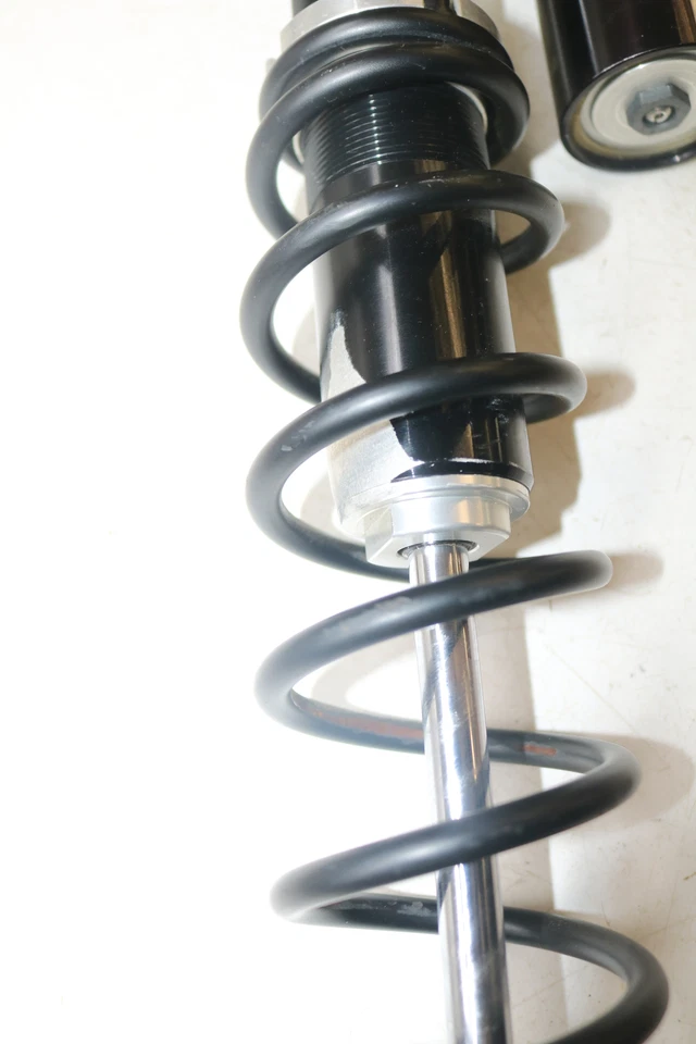 Amortiguador delantero Walker Evans 2016 Polaris Axys Pro Rmk 800 155" 16 1/2" Foto 4 de 4