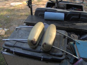 1969-1968-B-Body-Charger-gtx-coronet-charger-headrest-gold-pair-very-clean