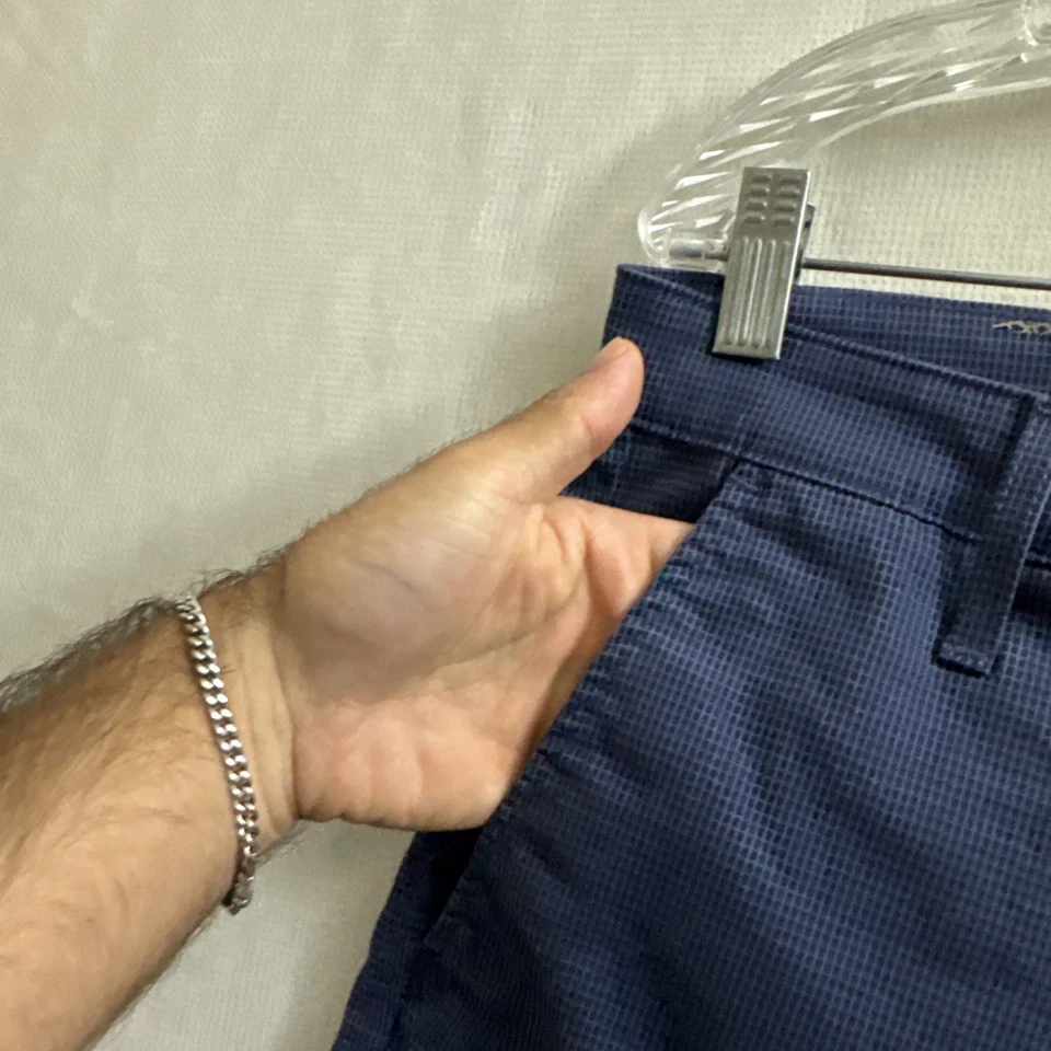 Shorts relaxado AG Goldschmied masculino tamanho 30R azul mistura de algodão The Griffin - Imagem 3 de 4