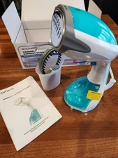Beautural 722NA-0001 Handheld Garment Steamer with 2 attachments