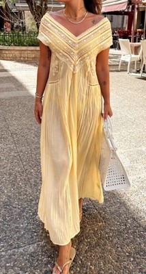 Zara ZW Collection besticktes plissiert Kleid Gelb Vanille  Gr. S M