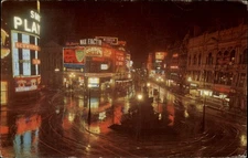 Piccadilly Circus London night time lapse car lights neon vintage postcard g519