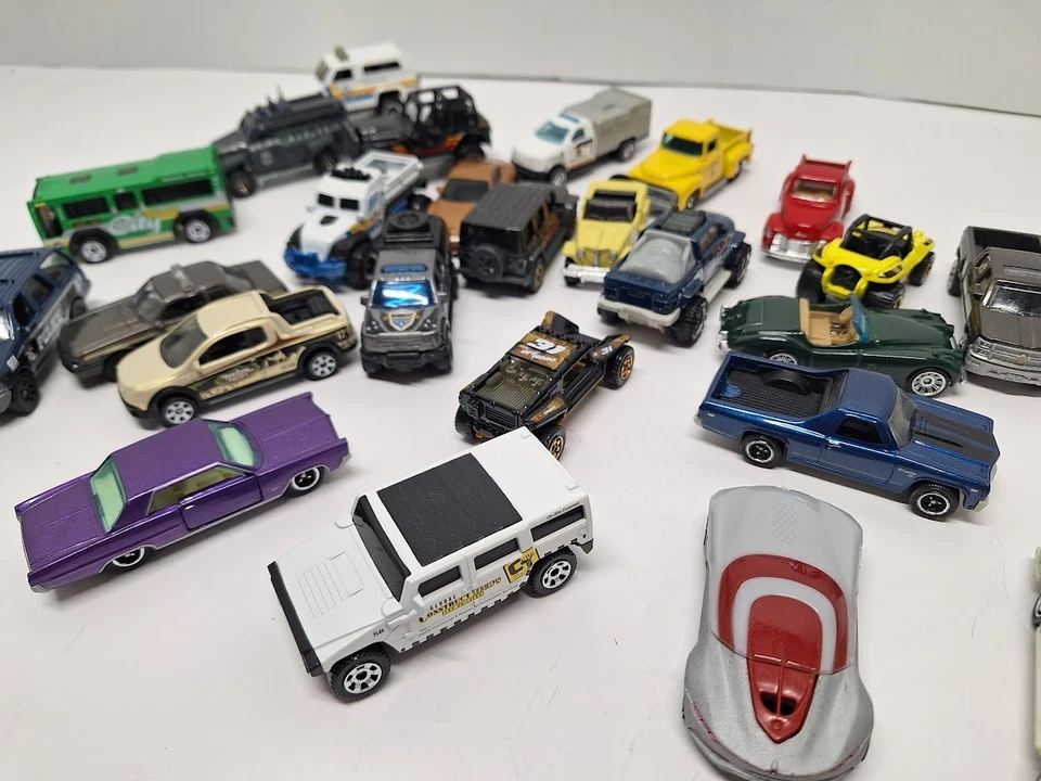 Lote de 100 Vehículos Coche Vintage hasta Ahora Lote Hot Wheels Matchbox y Más Foto 4 de 4