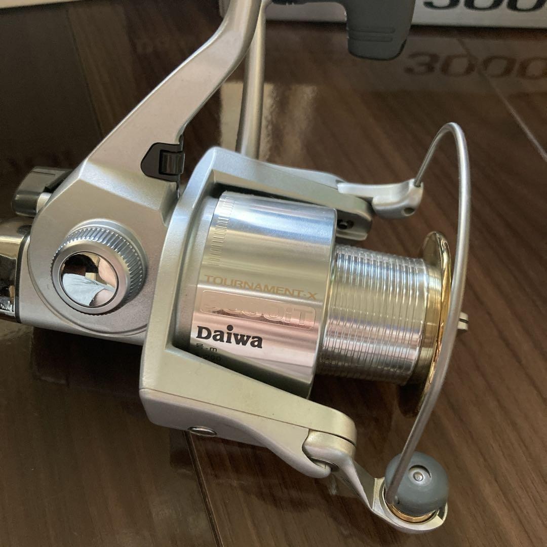 DAIWA ダイワ TOURNAMENT-X トーナメントX 3000iA DAIWA TOURNAMENT-X 3000iT Twist Bastard Spinning Reel