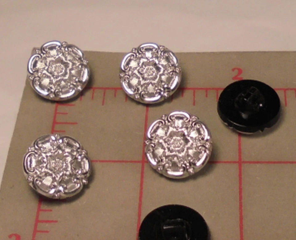 100 Vintage Glass Button Silver Color Flower Design Czechoslovakia 7/8" #63 - Image 4 of 4