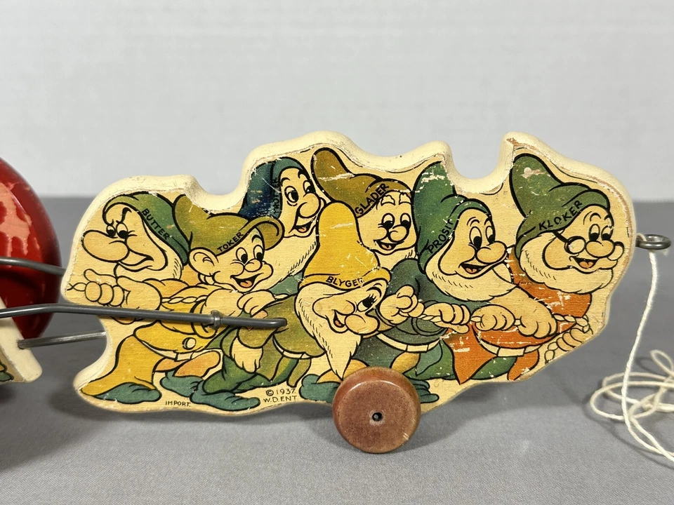 Белоснежная игрушка на колесиках редкая 1937 дерево литография шведские семь имен карликов - Изображение 2 из 4