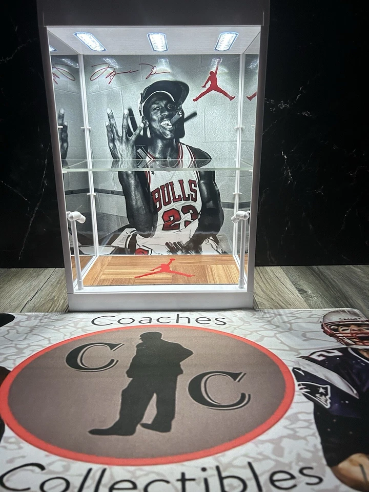 MICHAEL JORDAN Personalizado LED Tarjeta Deportiva Vitrina - Chicago Bulls Foto 3 de 4