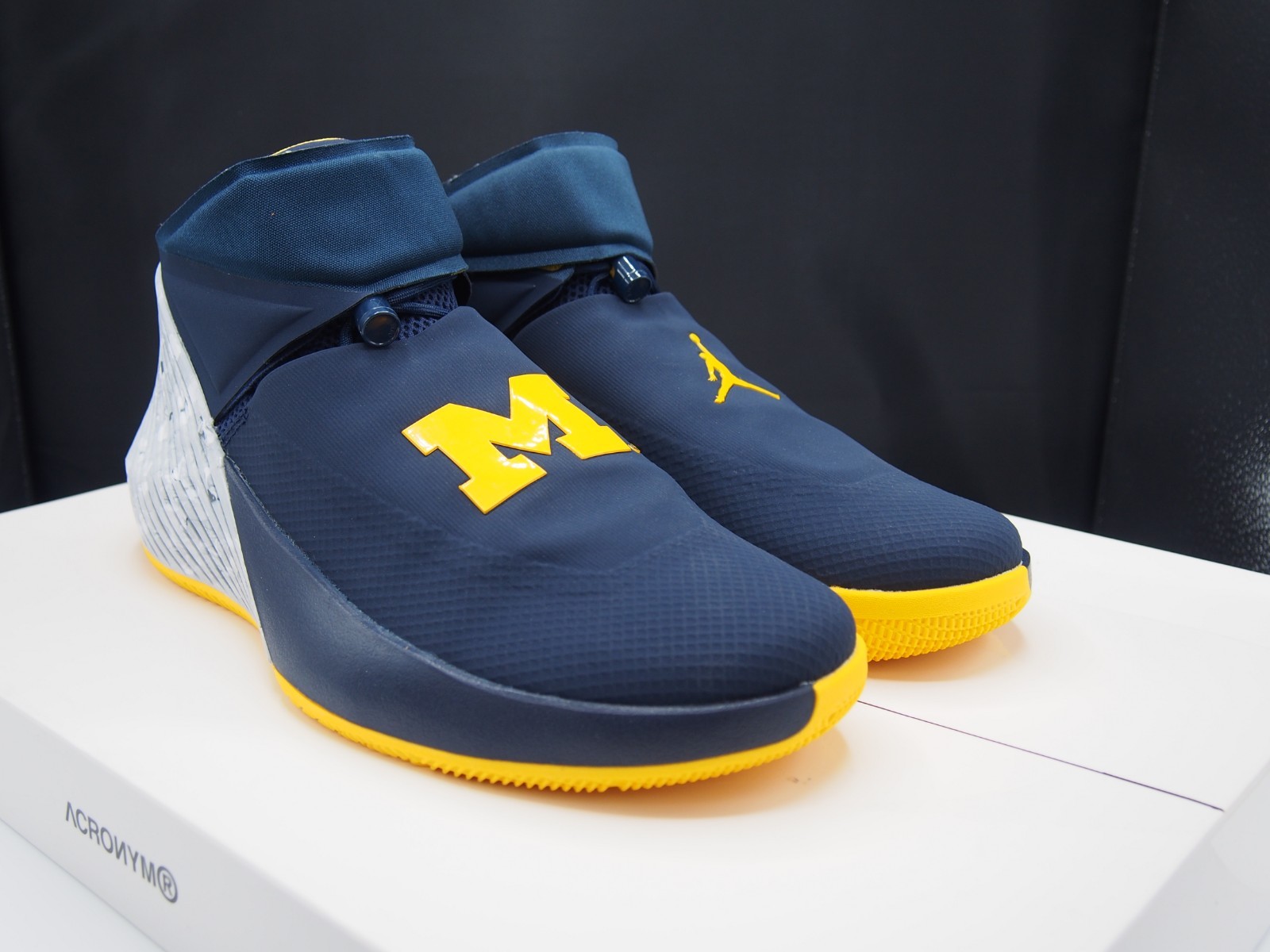 Nike air jordan, perche 'non michgan wolverine aa2510-405 Nike air jordan, perche 'non michgan wolverine aa2510-405