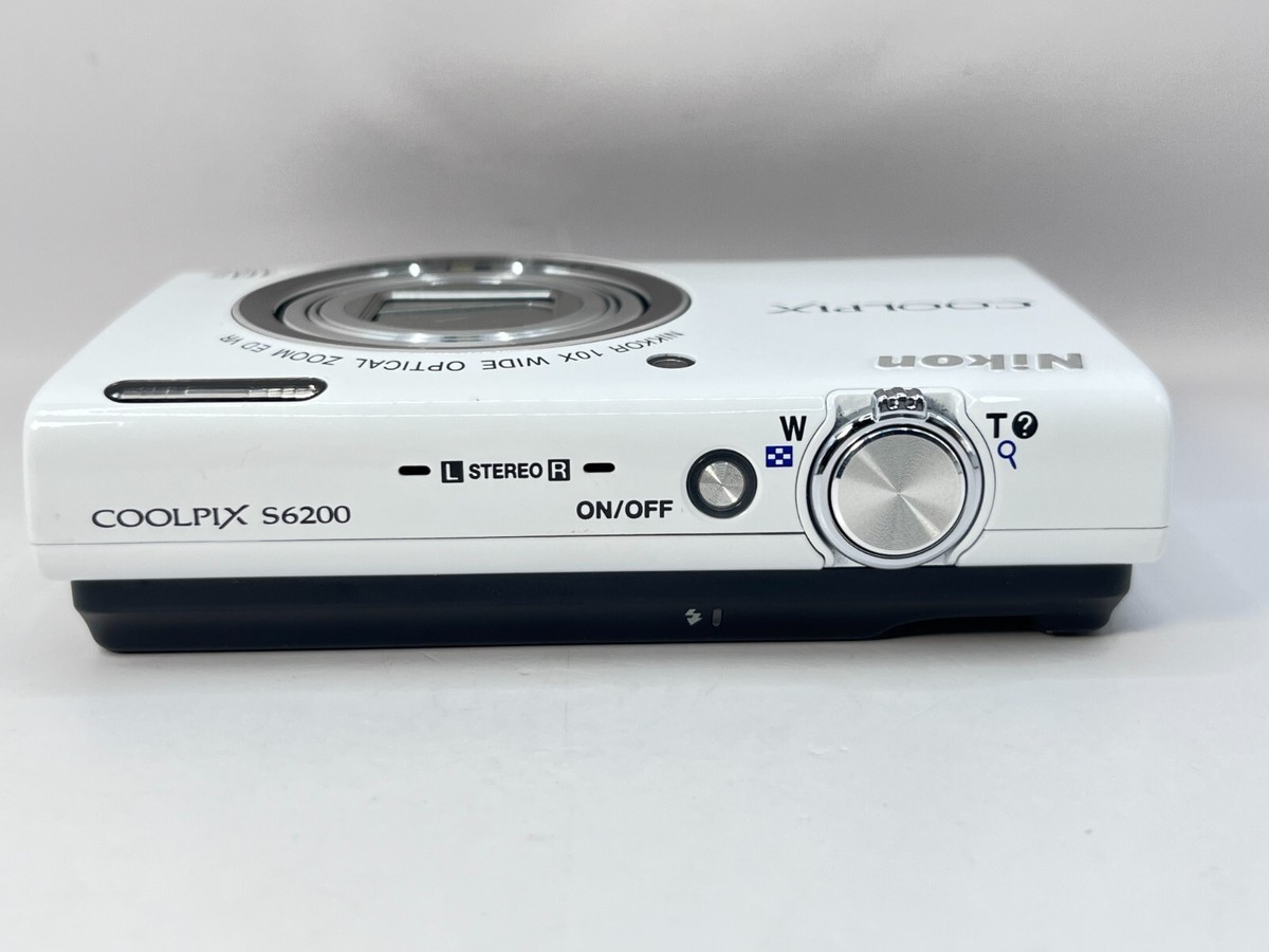 Nikon COOLPIX S6200 コンデジ ホワイト 16 メガピクセル Nikon