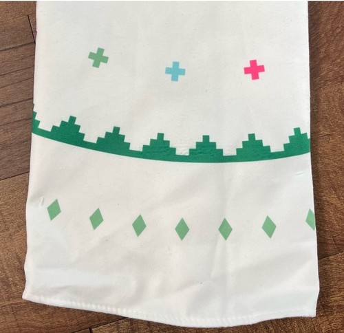 BRAND NEW Wondershop Scandi Pattern Printed Christmas 48" Tree Skirt White/Green - Picture 4 of 4