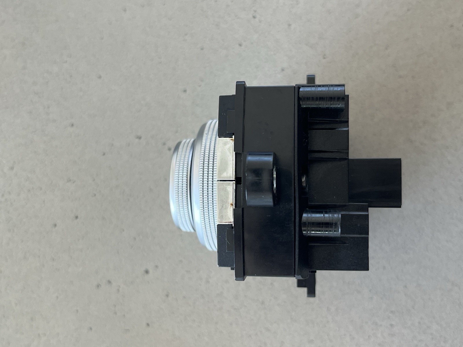 2017-2020 Maserati Levante Multimedia Control Switch Knob 670087463 