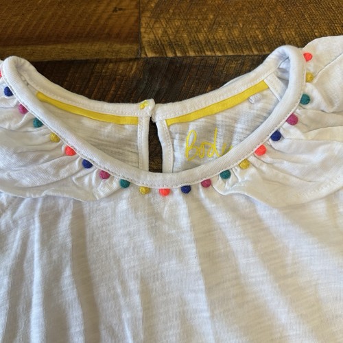 Top bianco senza maniche Boden taglia 13-14 anni scollo a pom arcobaleno - Foto 4 di 6