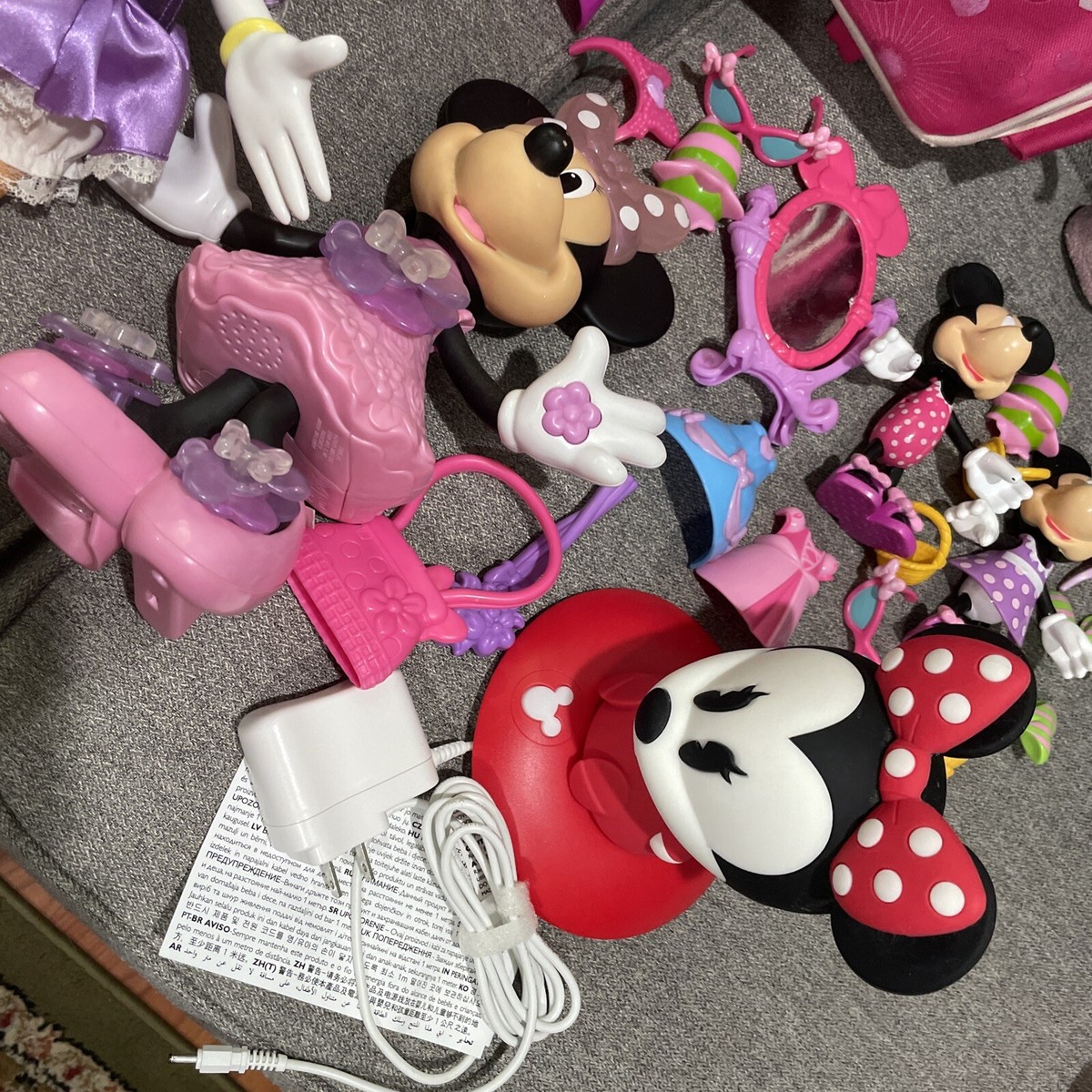 LOT Disney Minnie Mouse Roller Skater, Dress Up Playset