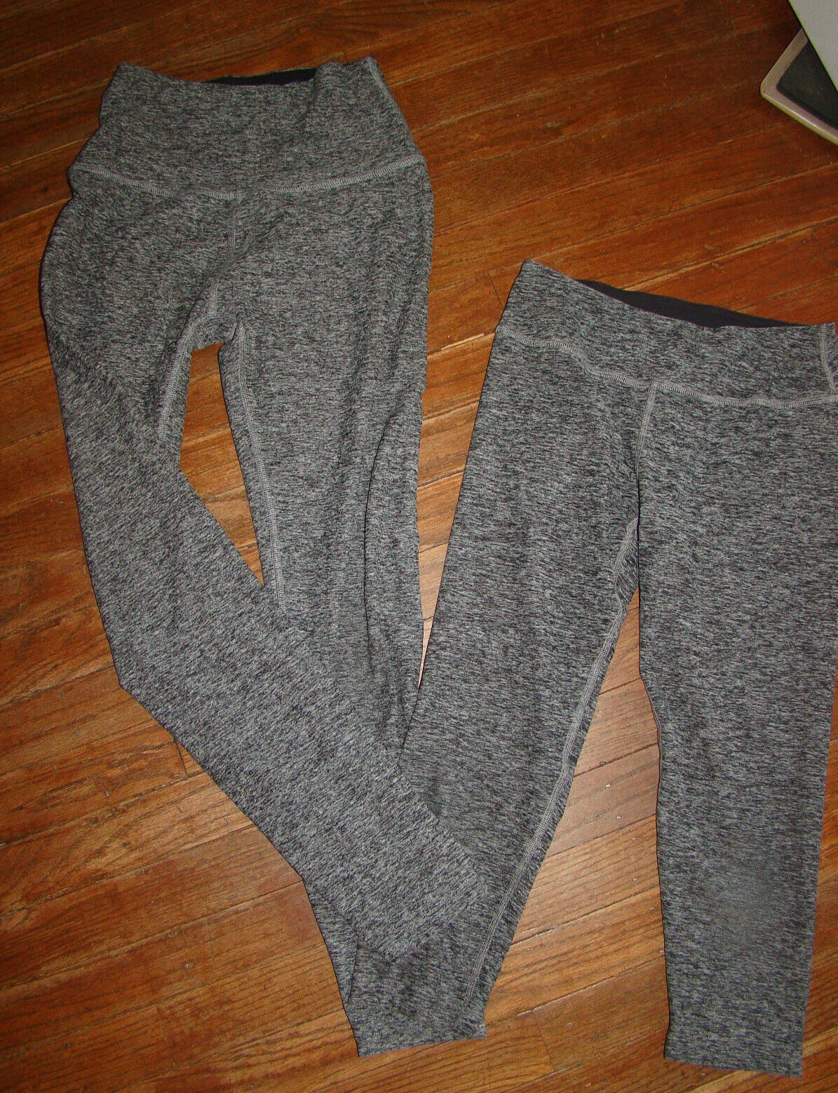 beyond-yoga heathered cropped regular length leggings