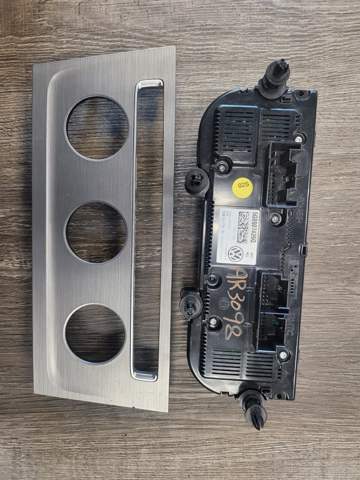 2015 Volkswagen Golf Climate AC Heater Temperature Control OEM Foto 3 de 3