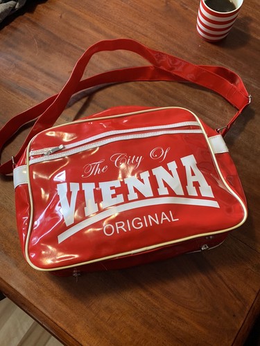 Vienna Travel Bag Robin and Ruth - Picture 2 of 4