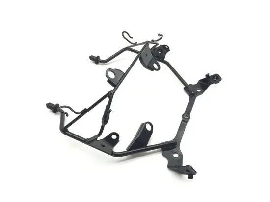 Suporte de suporte para carenagem superior frontal 2007 Suzuki Boulevard M109R 2182 - Imagem 2 de 4