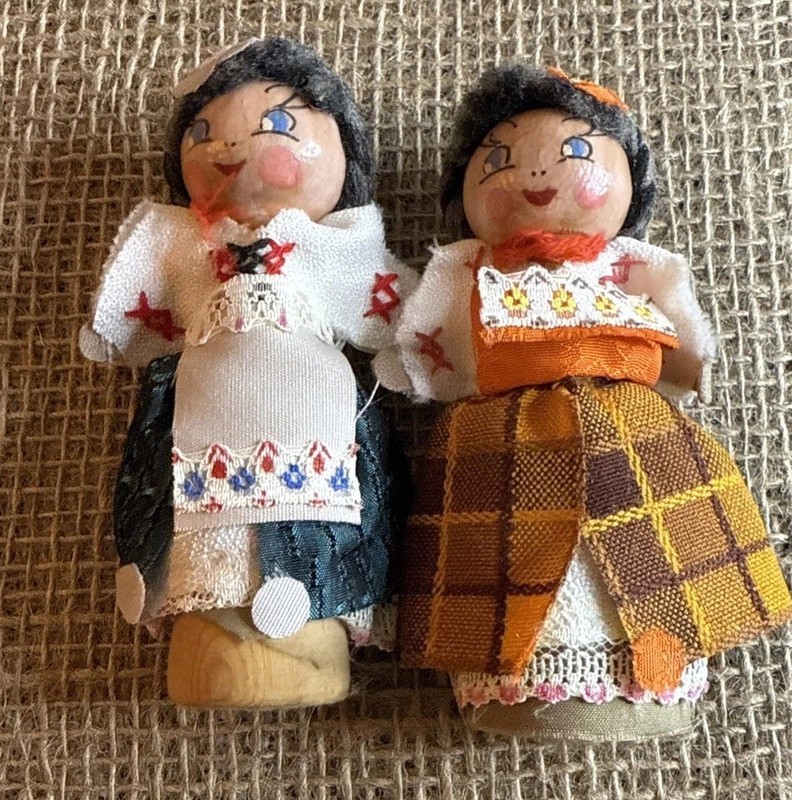 Vintage Pair Cone Cloth Dolls Folk Art Costume Hand Painted Face M1