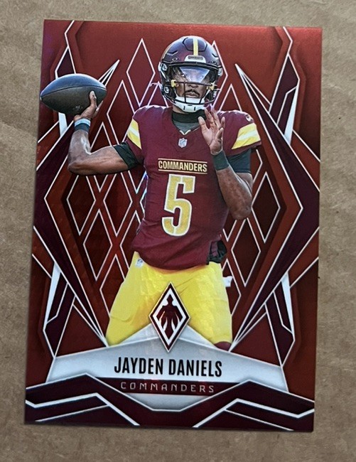 Jayden Daniels     2025 Panini Phoenix - Jayden Daniels #8 Red Winter /399