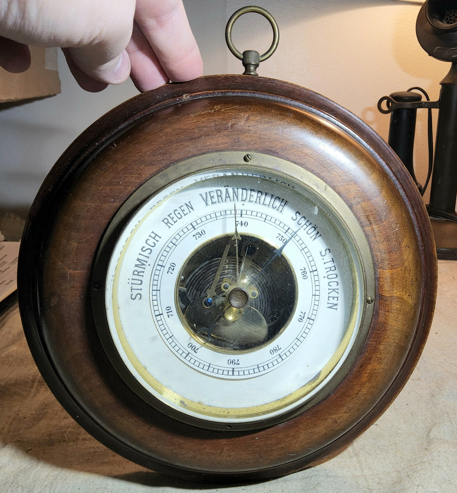 VINTAGE GERMAN BAROMETER "STURMISCH REGEN VERANDERLICH SCHON S. TROCKEN" ON FACE