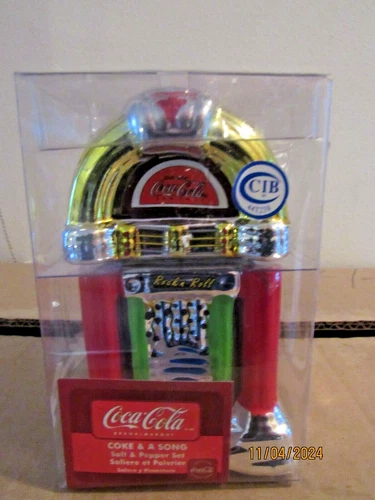 Vintage Coca-Cola Jukebox Rock’n Roll Stacking Salt and Pepper Shakers