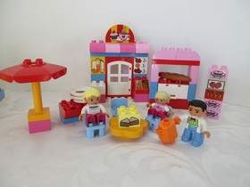 Duplo LOT OF 2 SETS,  BACKYARD CLINIC 10606 Doc McStuffins, 10587 CAFE, EXTRAS