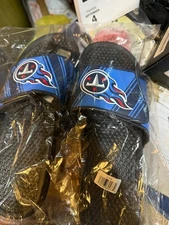 TENNESSEE TITANS------ SLIDE SANDALS---SIZE 11/12