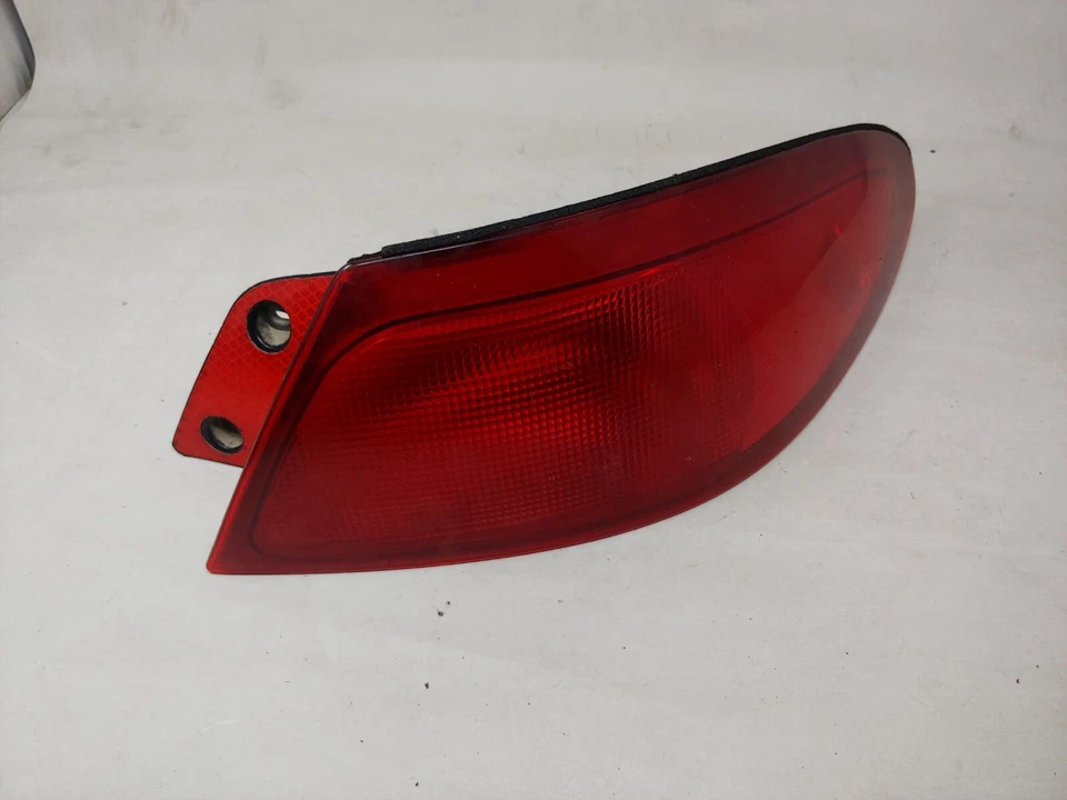 Оригинальный задний фонарь для правой стороны пассажира 1997 1998 MERMERCURY TRACER - Изображение 2 из 4