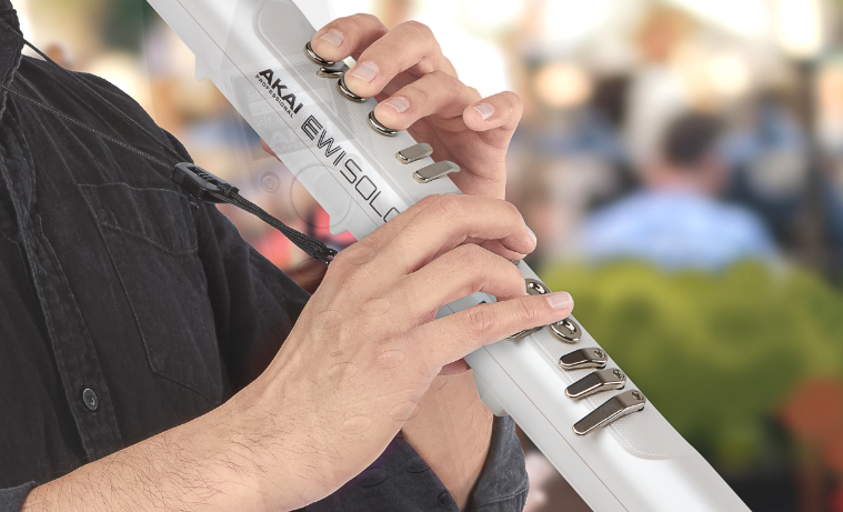 AKAI EWI Solo White Digital Wind Instrument Synthesizer with built
