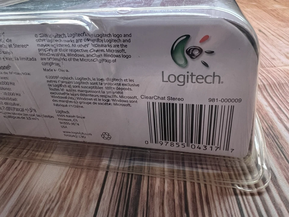 Logitech Adjustable Clear Chat Stereo PC Headset W/ Rotating Microphone - Image 4 of 4