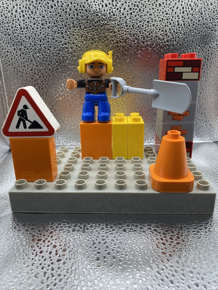 LEGO Duplo Construction Theme Lot: Semi, Mini-figure, Accessories, Bricks! READ - Image 2 of 4