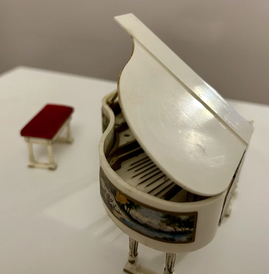 1964 Ideal Petite Princess Dollhouse Royal Grand Piano Complete - Image 3 of 4