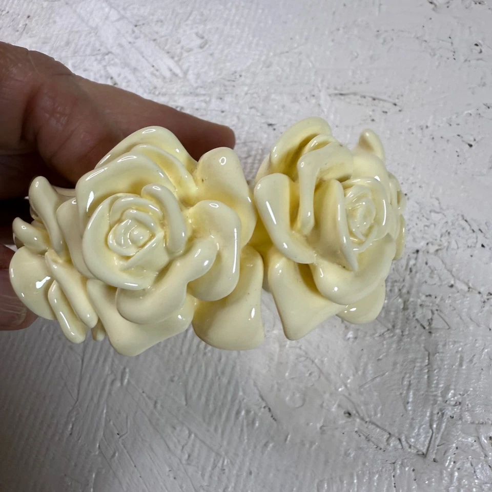 Pulsera elástica rosa resina crema de colección gruesa floral declaración Y2K Cottagecore Foto 3 de 4