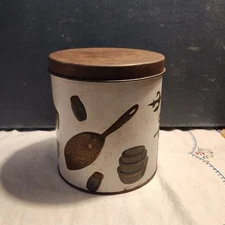 Weibro Vintage Vtg Tin Canister 6.5 inches high USA White & Copper Kitchen 60s