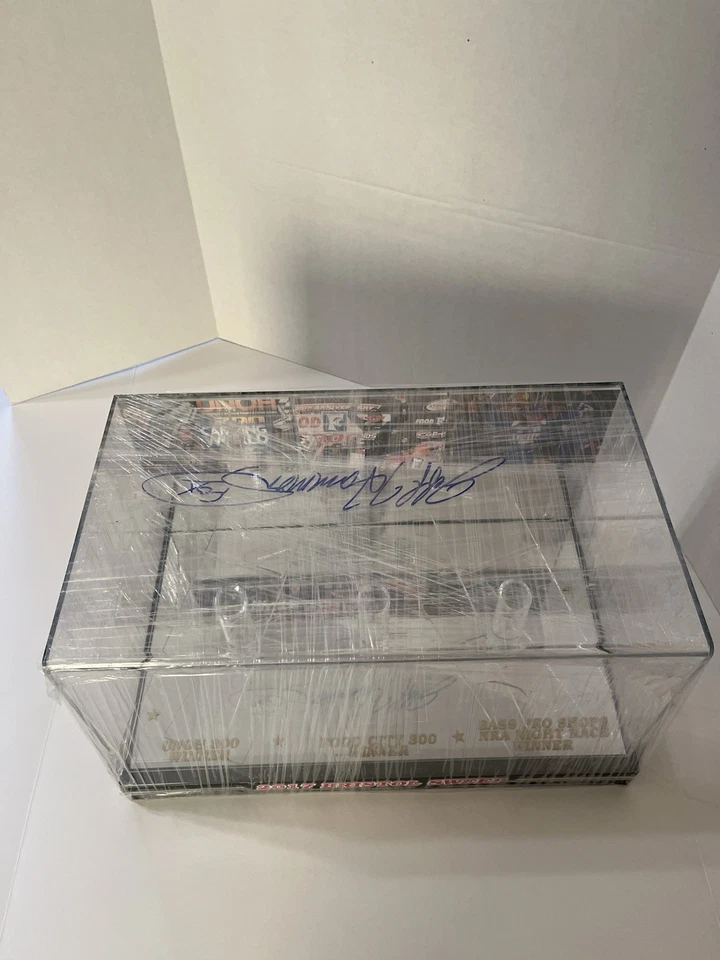 Juego de barrido Kyle Busch 2017 Bristol, con vitrina de tienda Jeff Hammond Foto 4 de 4