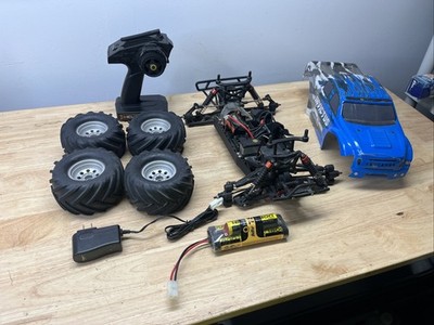 Hobbytown Helion Invictus 10MT 1/10 4x4 Brushless ARTR Monster Truck Used