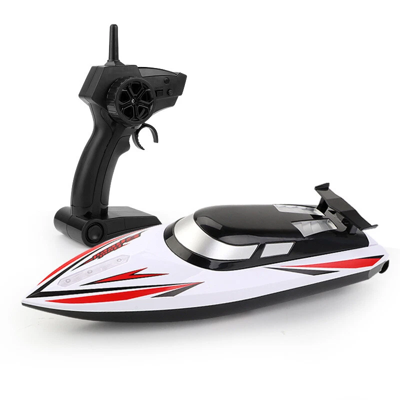 Speed boat